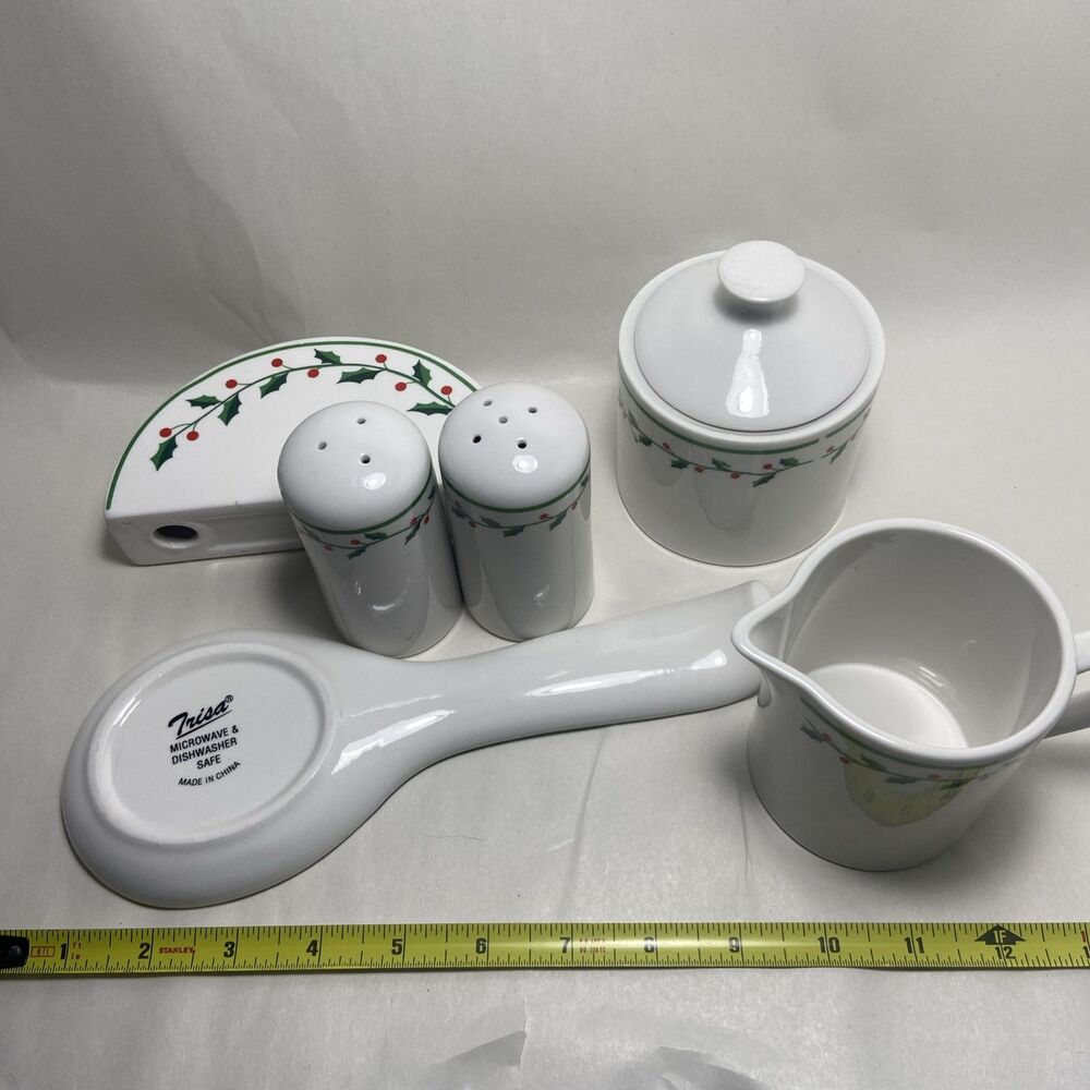 Trisha Holiday Hostess Set Spoon Rest Super Creamer Salt &Pepper Shakers